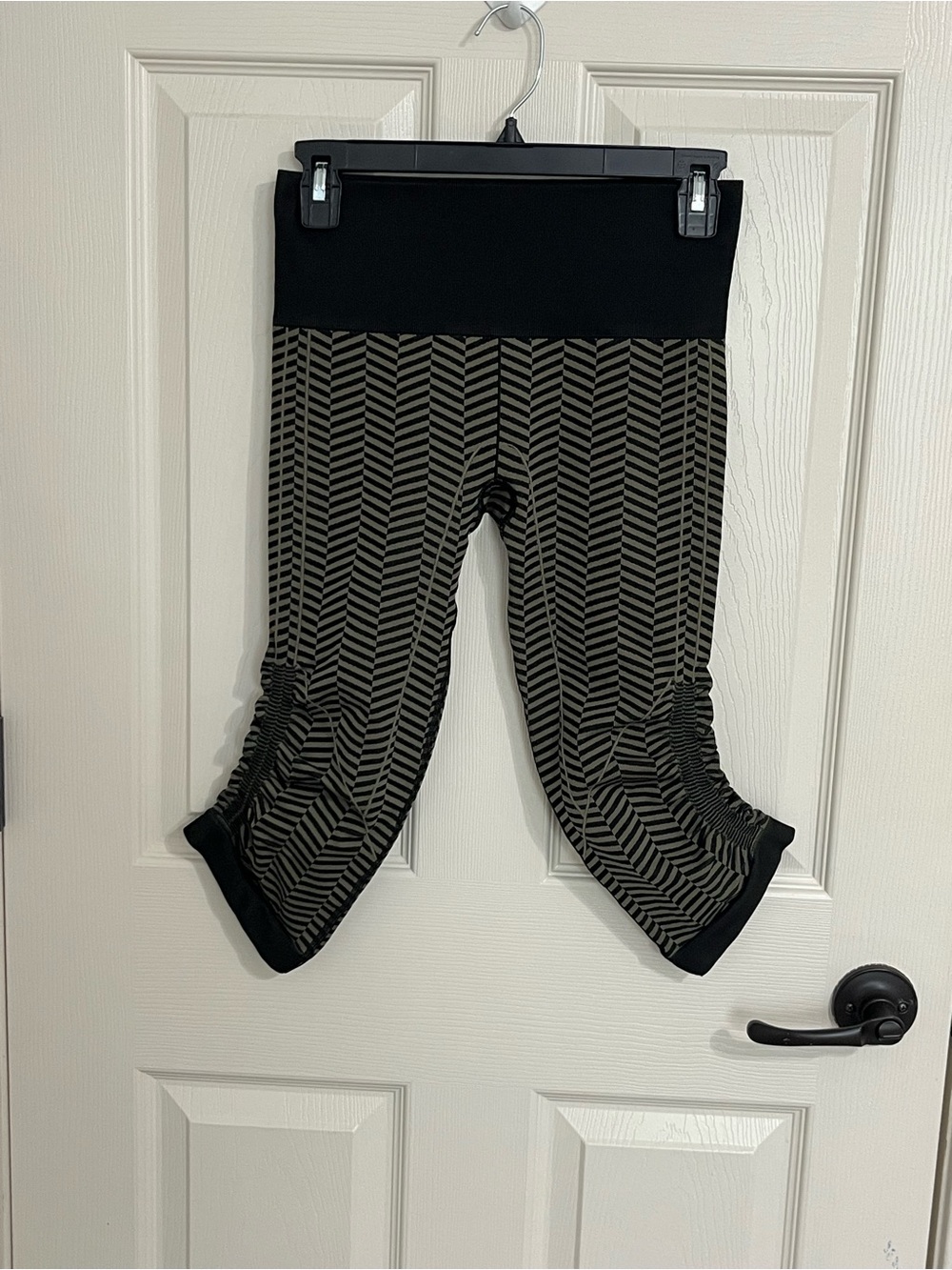 lululemon athletica Black Chevron Capri Leggings with Ruched Cuffs